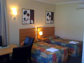3 Sisters Motel - Accommodation Australia
