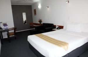Ayr Travellers Motel - Accommodation Australia