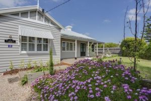 Blakiston House - Accommodation Australia